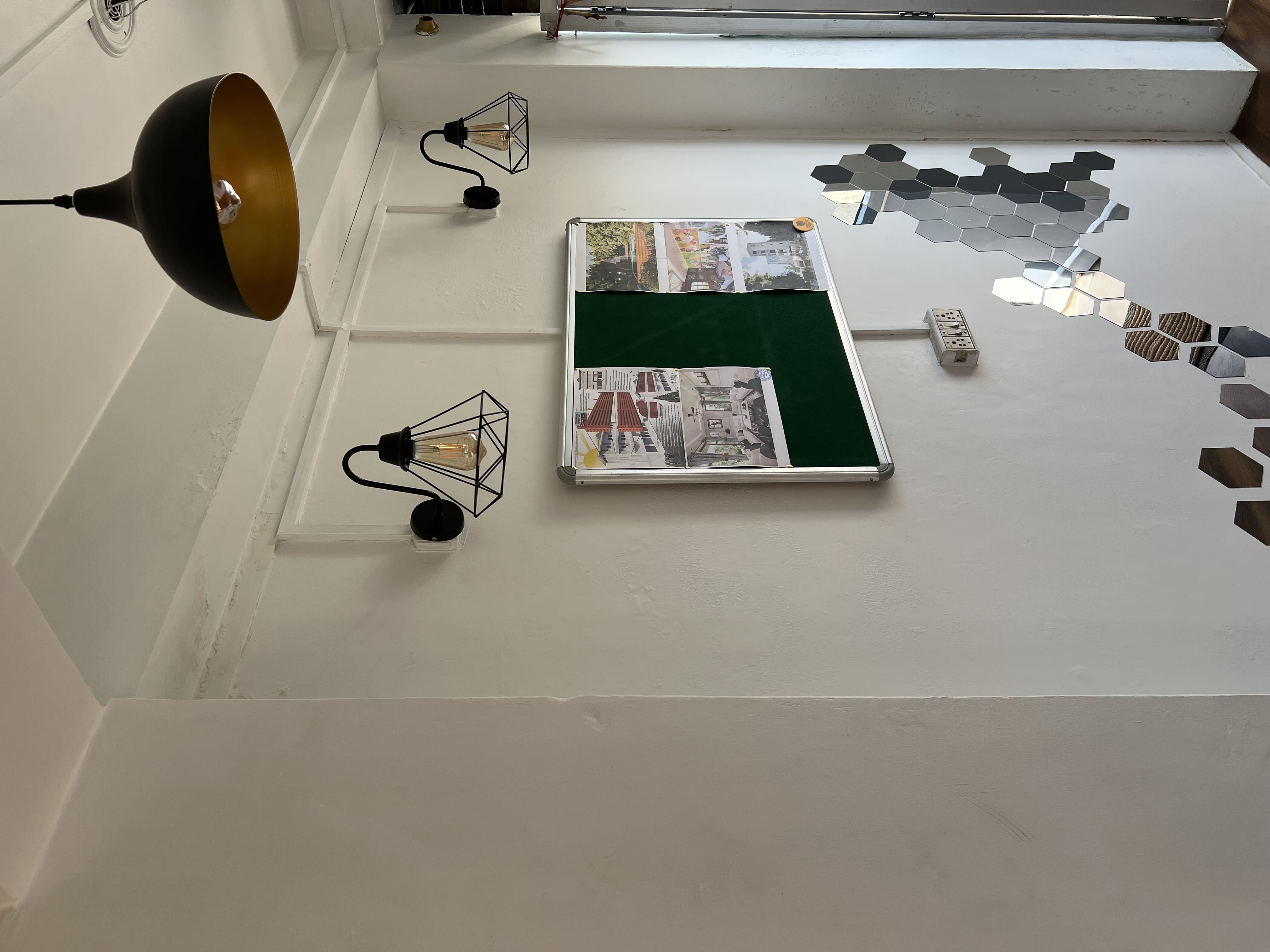 Contemporary — view 7